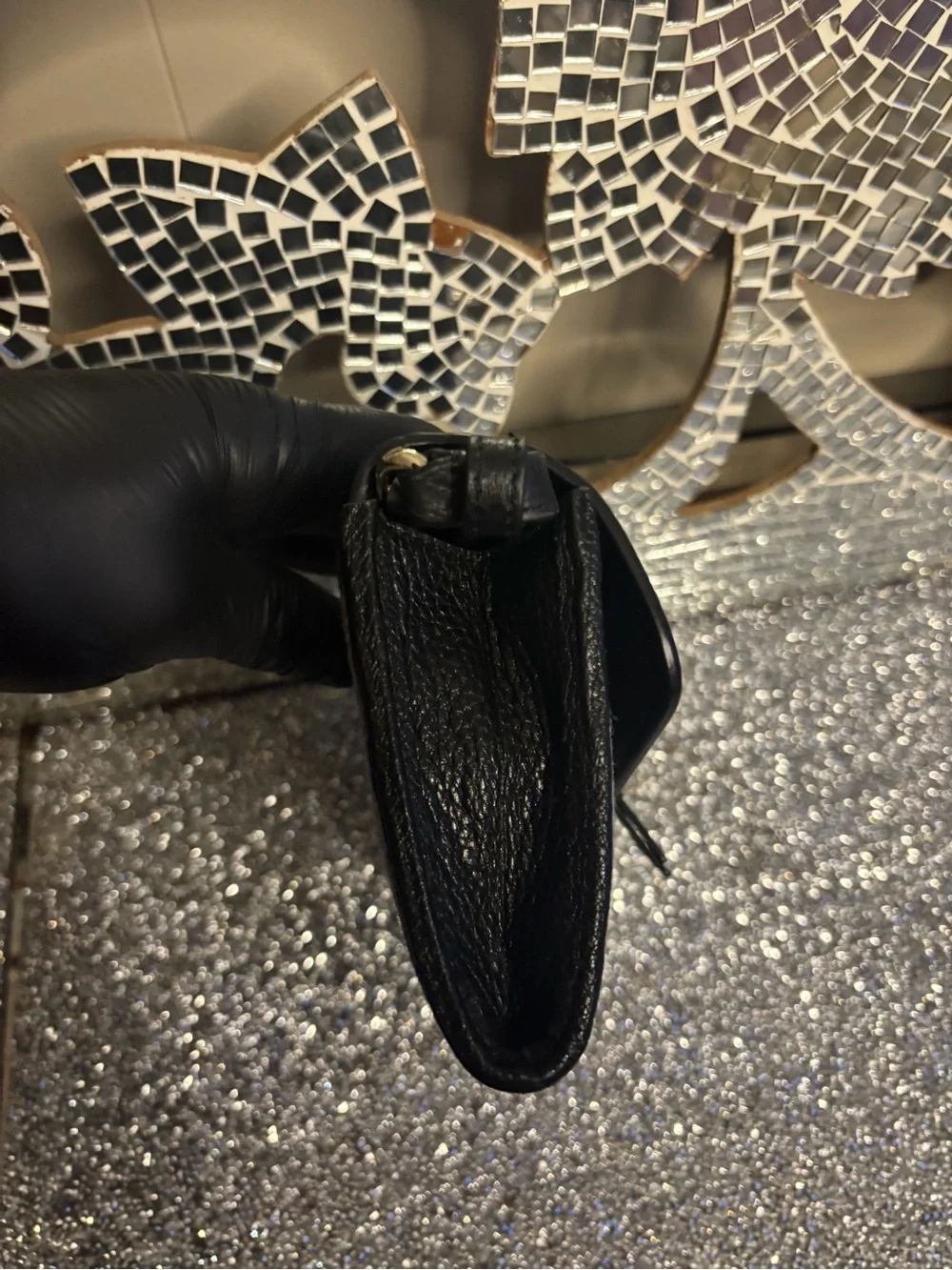 🌟Kate Spade Black and Gray Check Envelope Crossbody